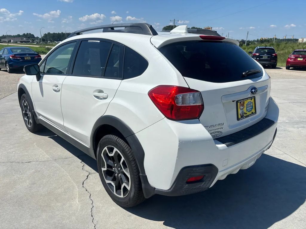 2016 Subaru Crosstrek Limited - Photo 7