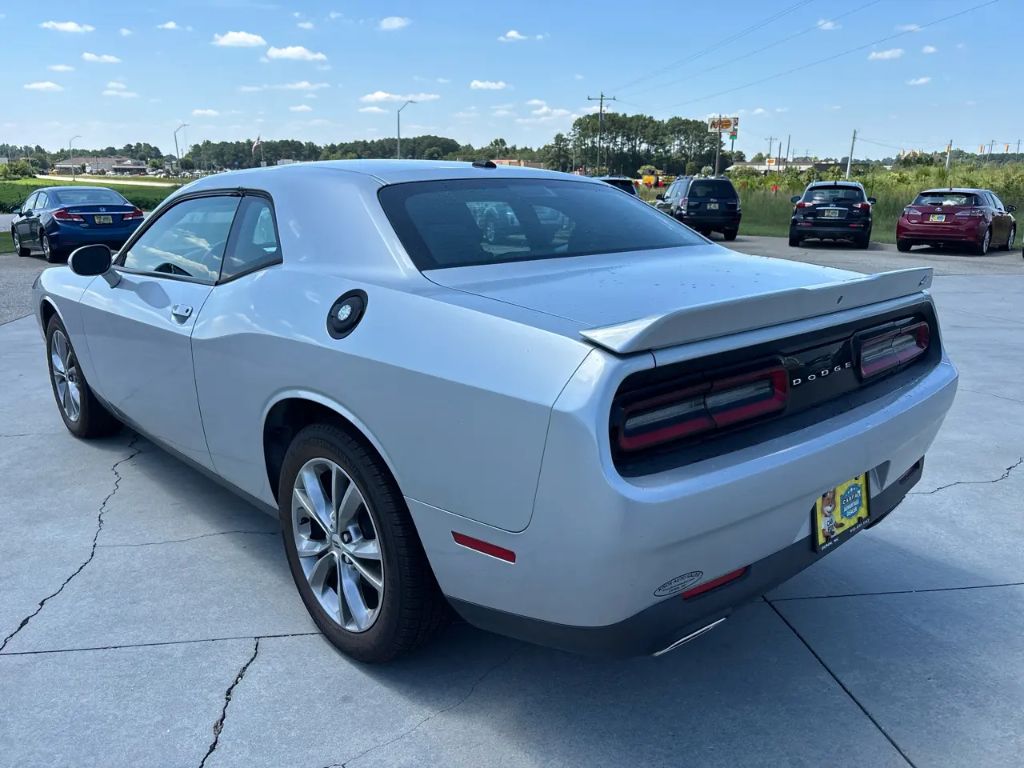 2021 Dodge Challenger SXT - Photo 7