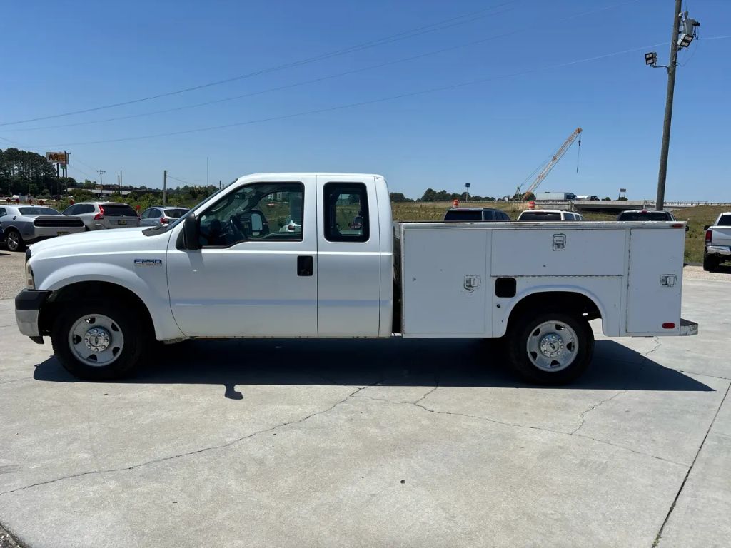 2006 Ford F-250 Super Duty XL - Photo 9