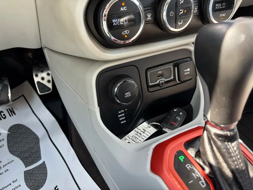 2015 Jeep Renegade Latitude - Photo 17