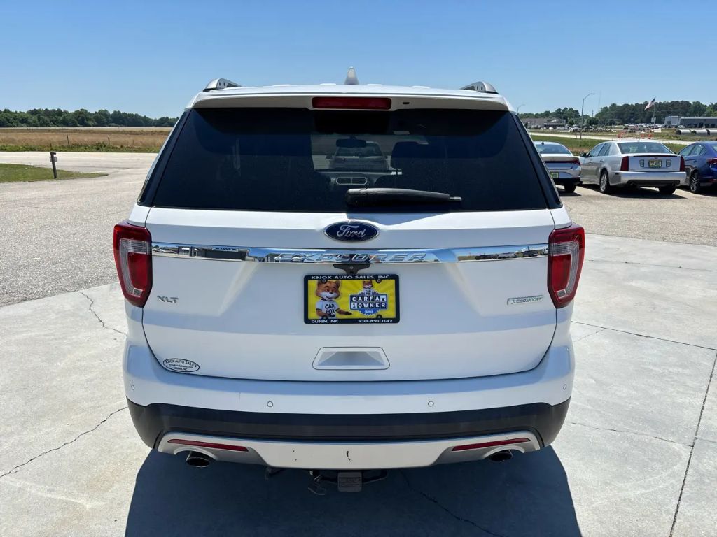 2016 Ford Explorer XLT - Photo 6